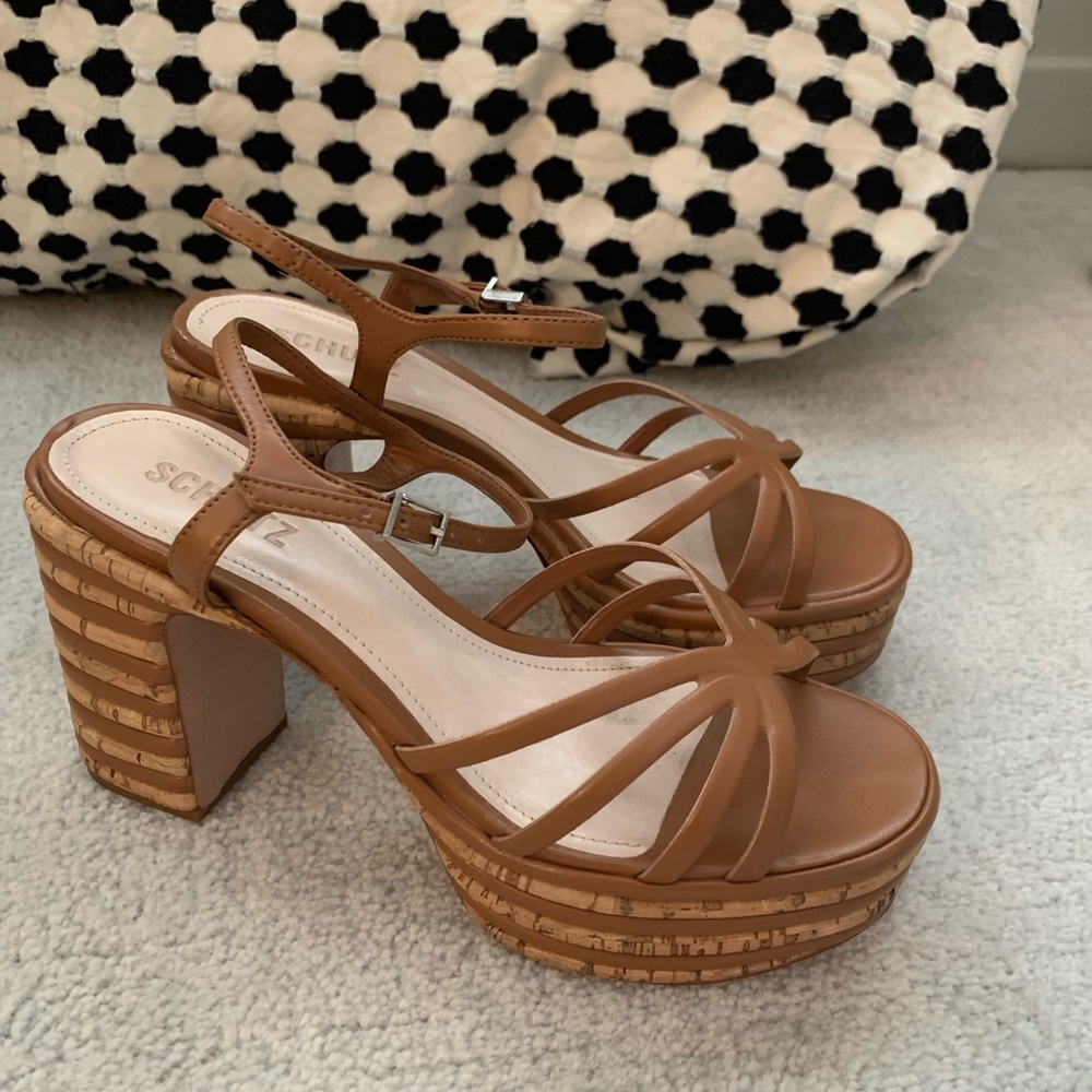 SCHUTZ Saltó Alto high heel Platform Sandal in tan, size 8 - Picture 3 of 5